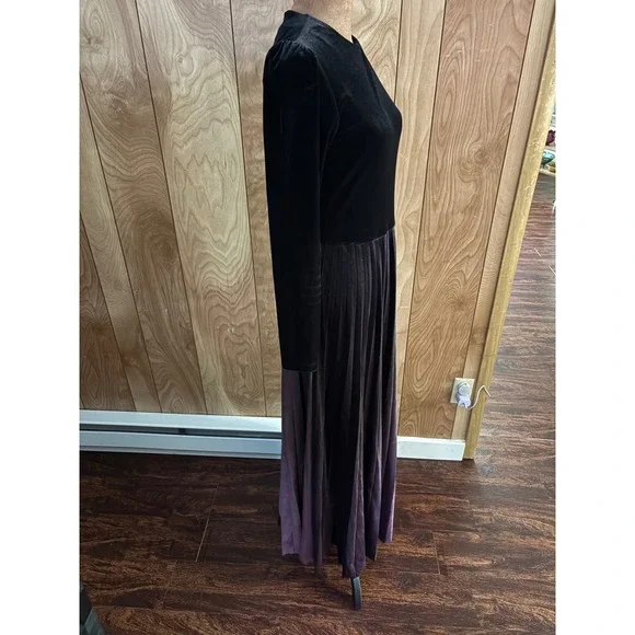 Ord Couture by Ordwoman Black Velvet Ombre Purple Pleated Maxi Dress Size S - Picture 3 of 7